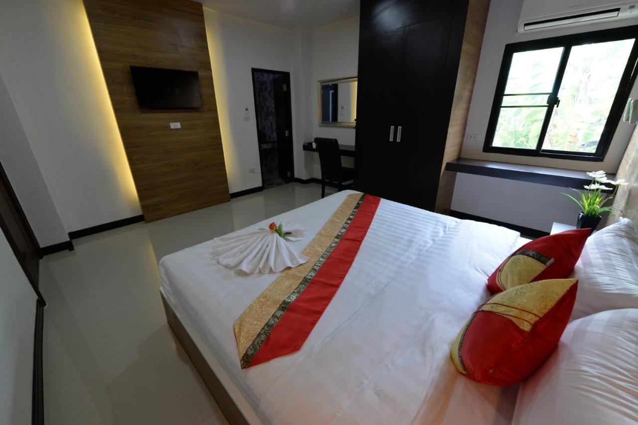 The Room Boutique Hotel Sakon Nakhon Luaran gambar