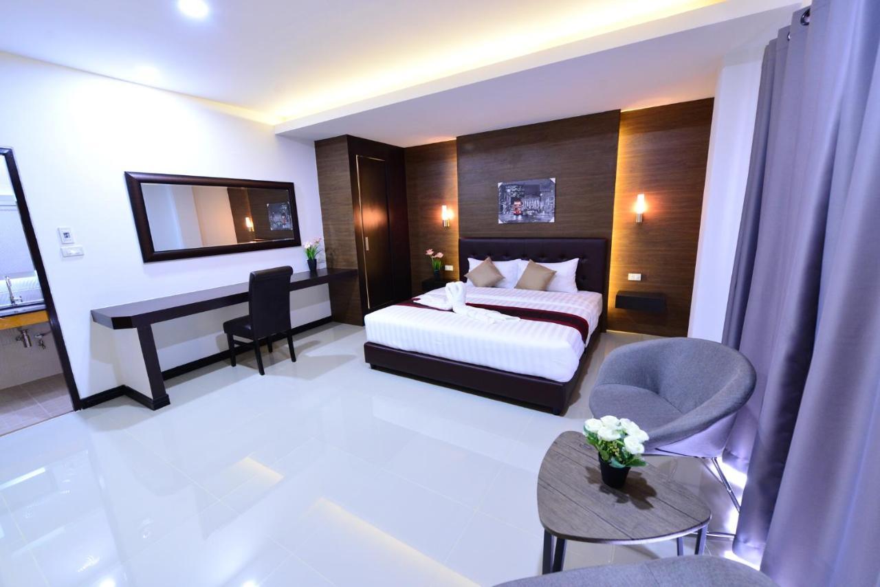 The Room Boutique Hotel Sakon Nakhon Luaran gambar