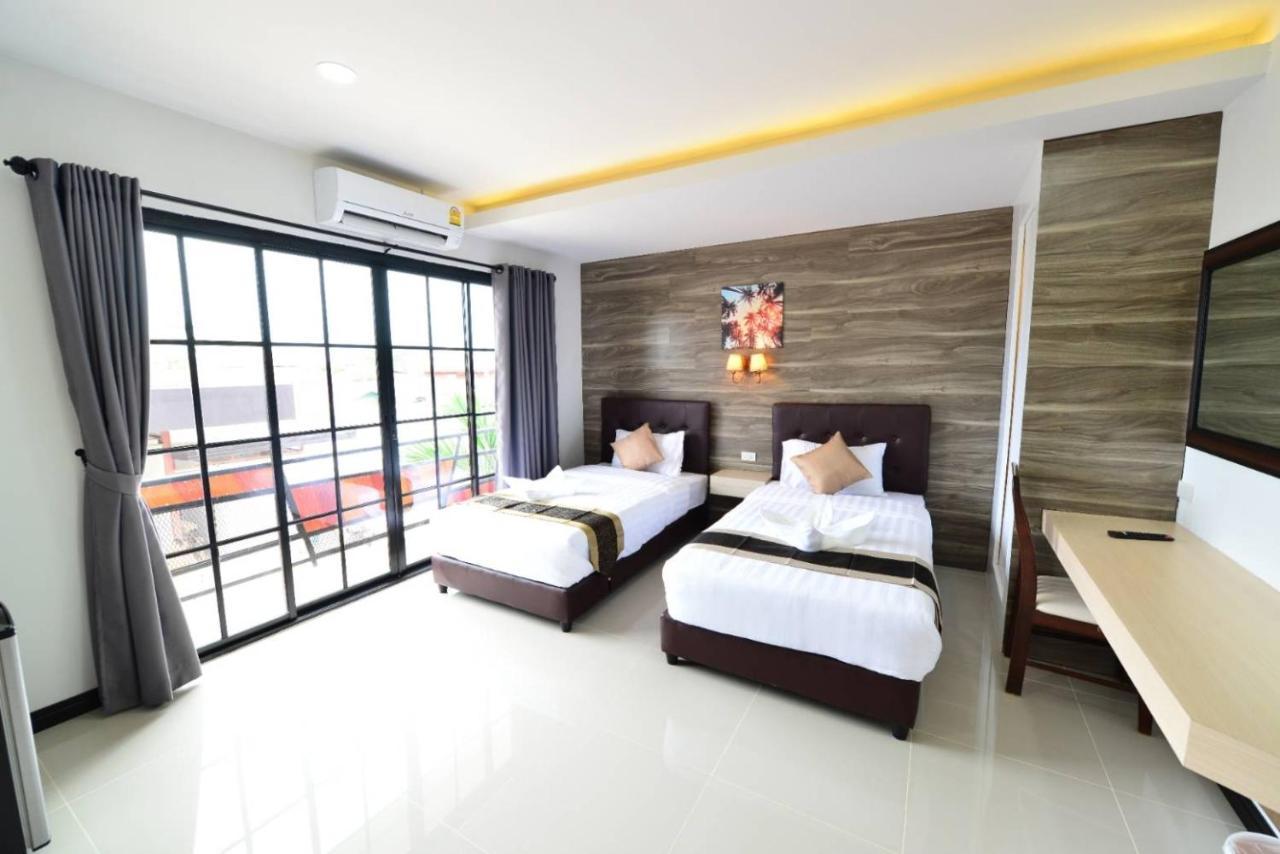 The Room Boutique Hotel Sakon Nakhon Luaran gambar