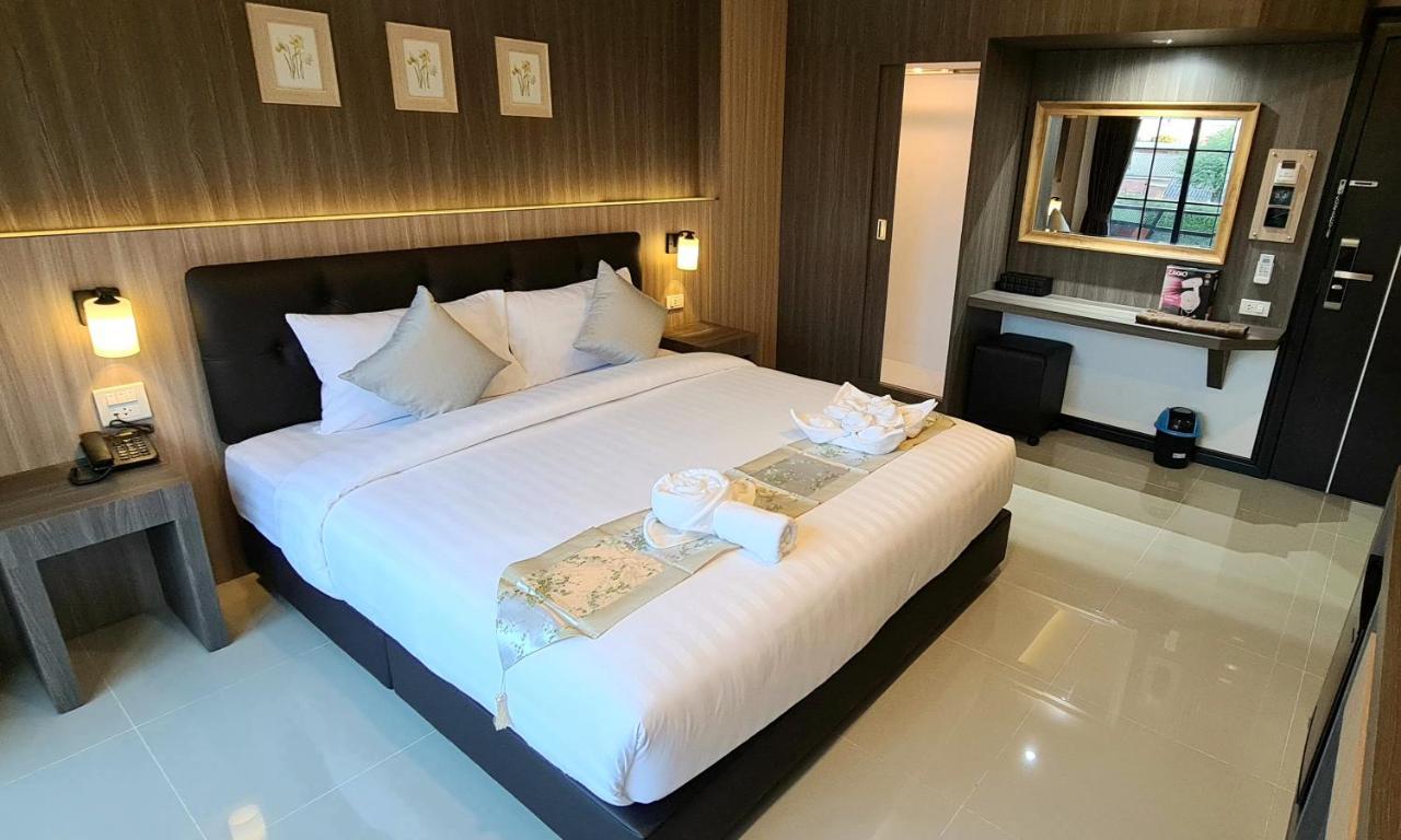 The Room Boutique Hotel Sakon Nakhon Luaran gambar