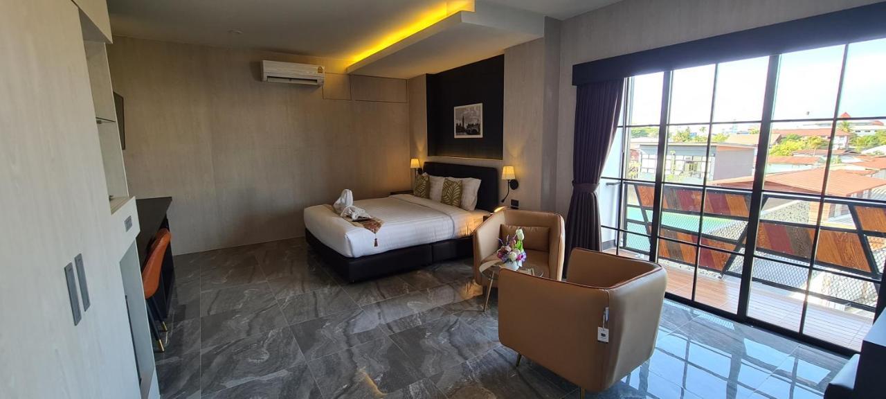 The Room Boutique Hotel Sakon Nakhon Luaran gambar