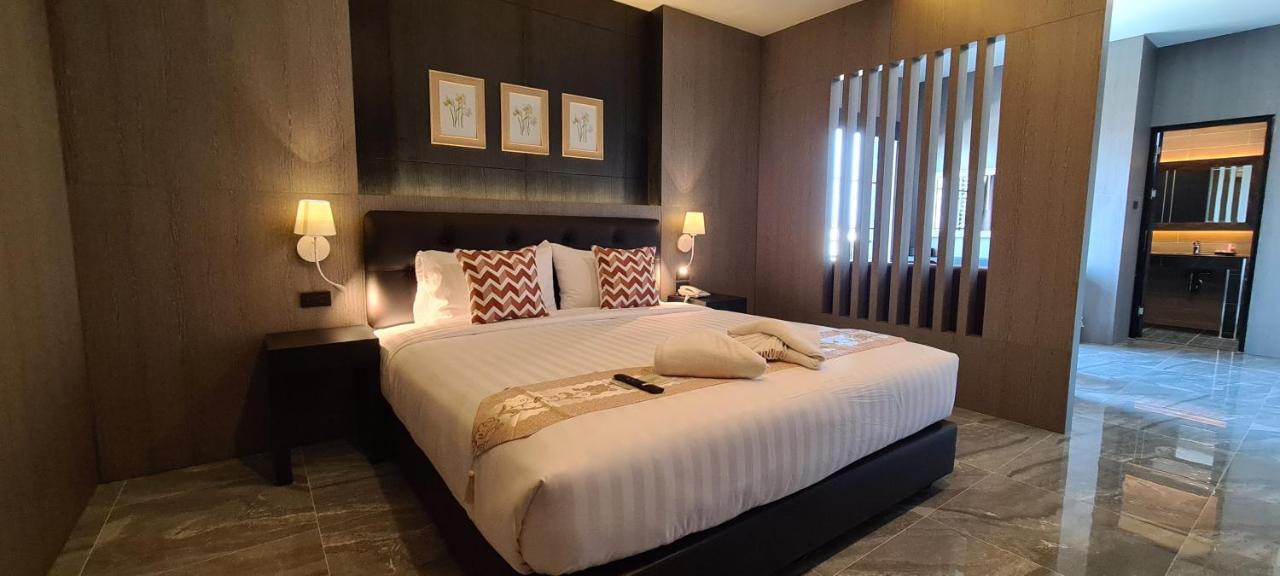 The Room Boutique Hotel Sakon Nakhon Luaran gambar