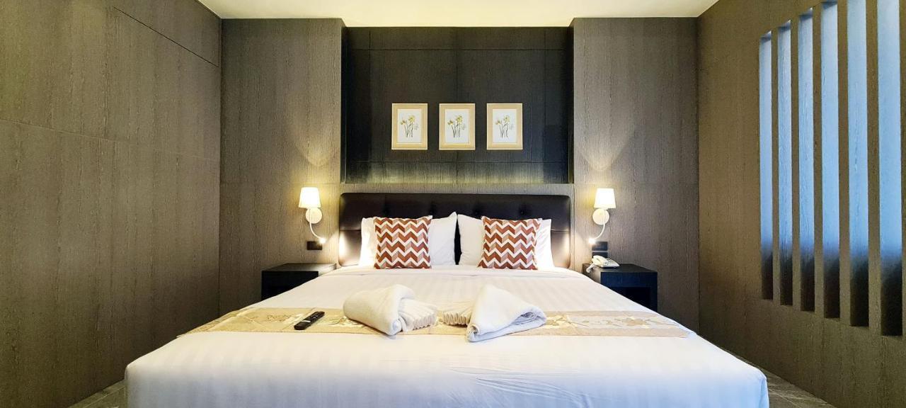 The Room Boutique Hotel Sakon Nakhon Luaran gambar